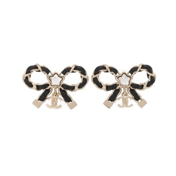 シャネル ラインストーン リボン A25B GP/レザー/ラインストーン レディース ジュエリー 【jewelry】