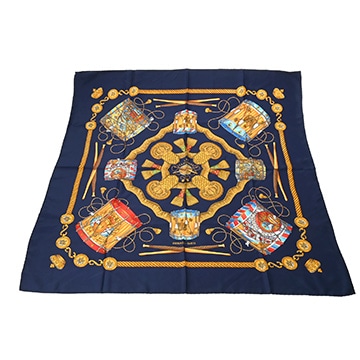エルメス カレ 90　LES TAMBOURS ネイビー/マルチカラー シルク100％ レディース 【中古】【other】