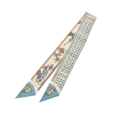 エルメス ツイリー LES VOITURES NOUVELLE マルチカラー シルク100％ レディース 【中古】【other】