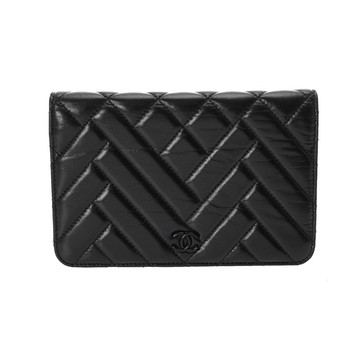 シャネル Vステッチ チェーンウォレット ブラック ラムスキン レディース バッグ 【中古】【bag】
