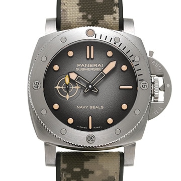 パネライ サブマーシブル クアランタクアトロ ネイビーシールズ PAM01518 グレー メンズ 時計 【中古】【wristwatch】