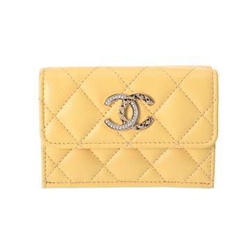 シャネル マトラッセ スモールフラップ コンパクトウォレット イエロー ラムスキン レディース 財布 【中古】【purse】